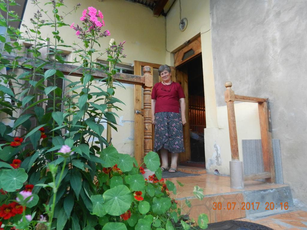 ميستيا Marina Chartolani'S Guest House المظهر الخارجي الصورة