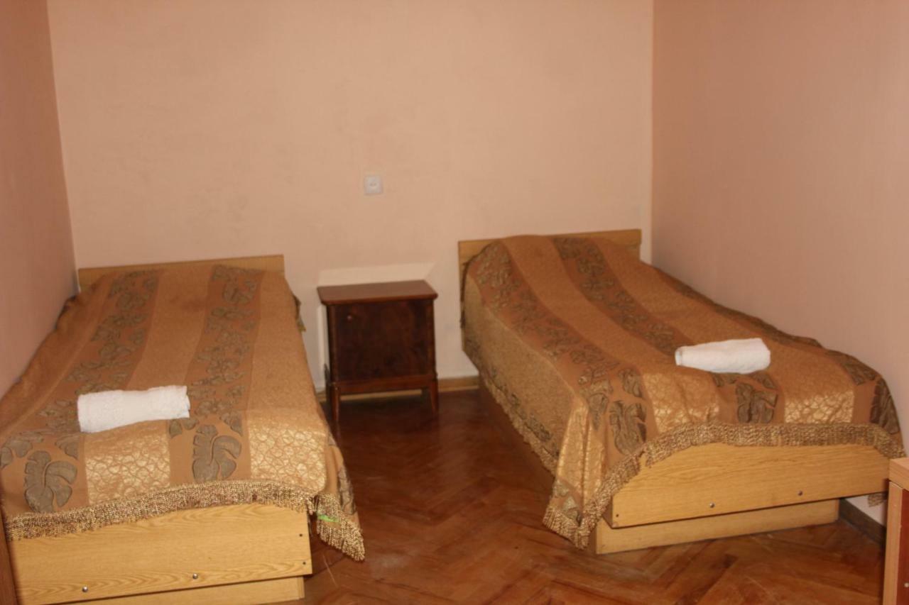 ميستيا Marina Chartolani'S Guest House المظهر الخارجي الصورة